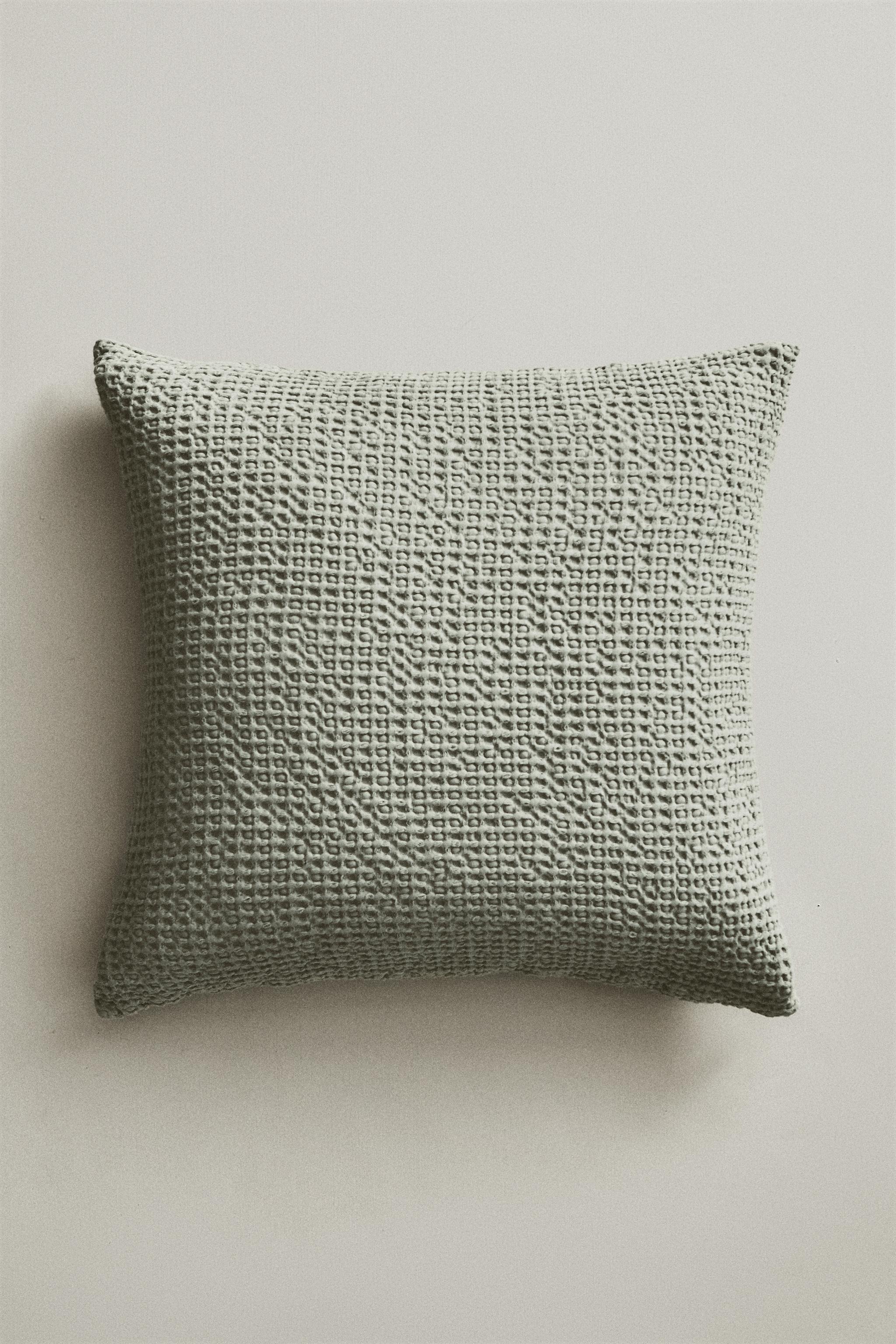 WAFFLE-KNIT THROW PILLOW COVER